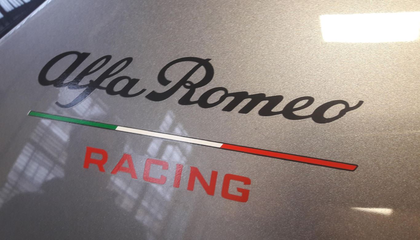 Decal Kit, Alfa Romeo Racing -Alfa Romeo Giulia 50290273
