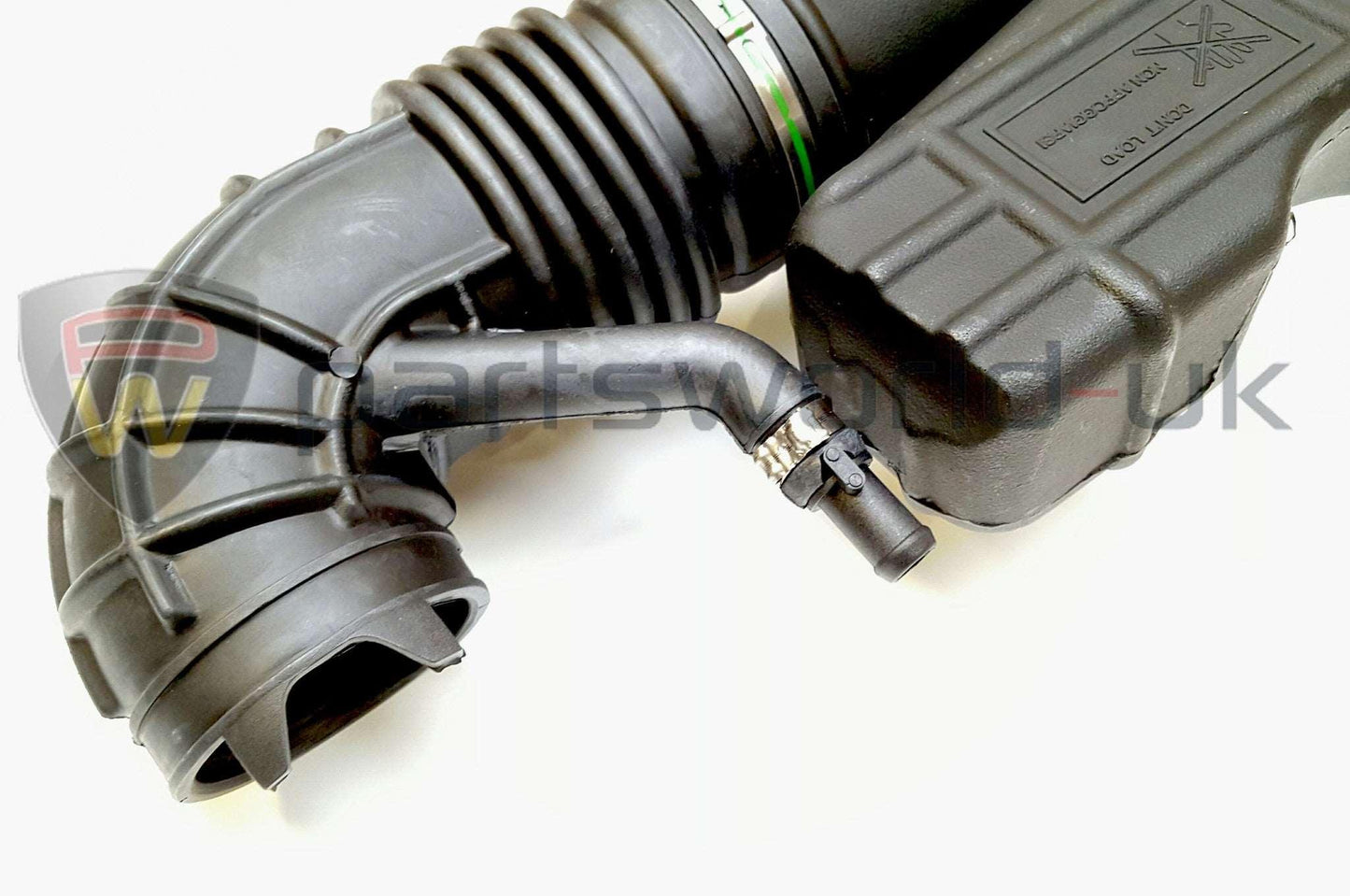 Genuine Alfa Romeo GT GTA 3.2 Air Inlet Pipe 60678022
