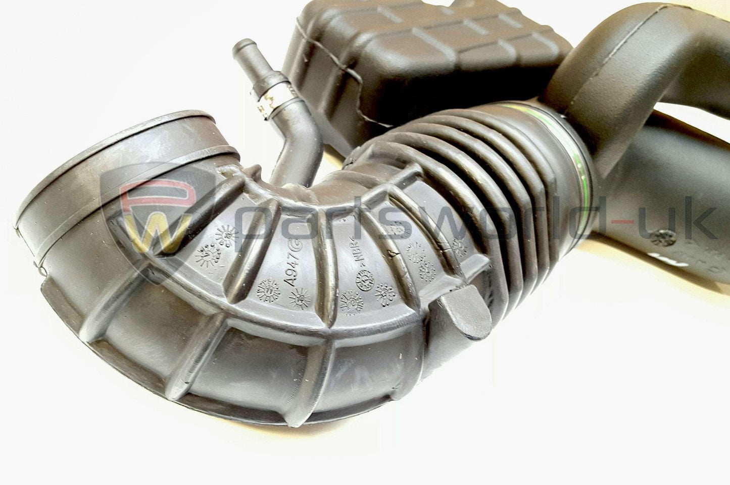 Genuine Alfa Romeo GT GTA 3.2 Air Inlet Pipe 60678022