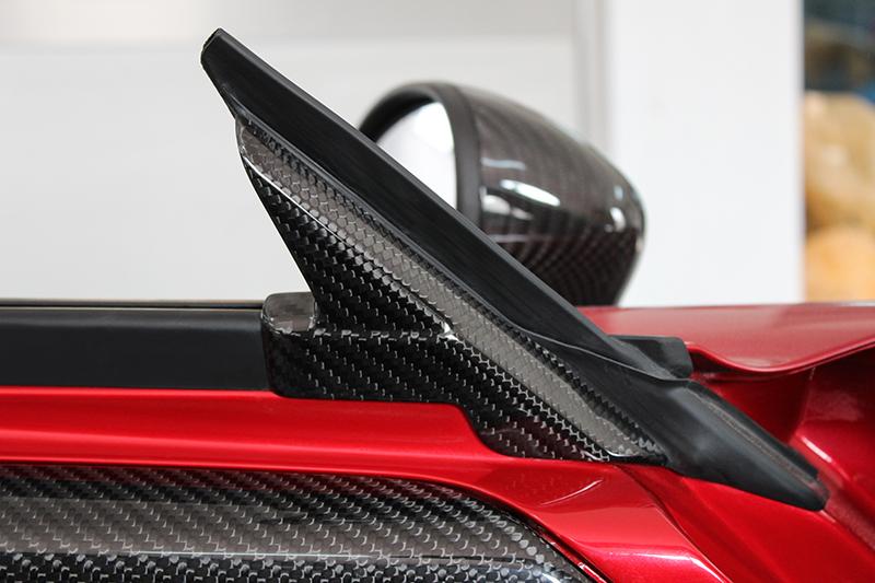 Alfa Romeo 4C Interior Door Triangle Cover - Carbon Fibre - Alfa Romeo Shop
