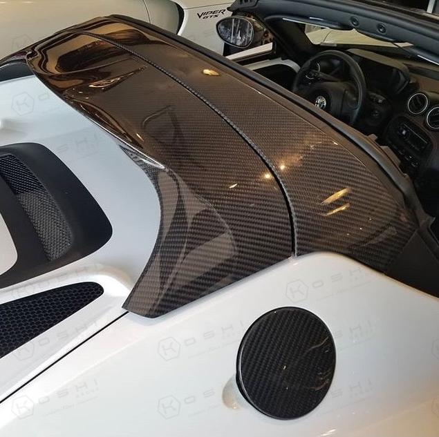 Alfa Romeo 4C Roll bar and Spoiler - Carbon Fibre - Alfa Romeo Shop