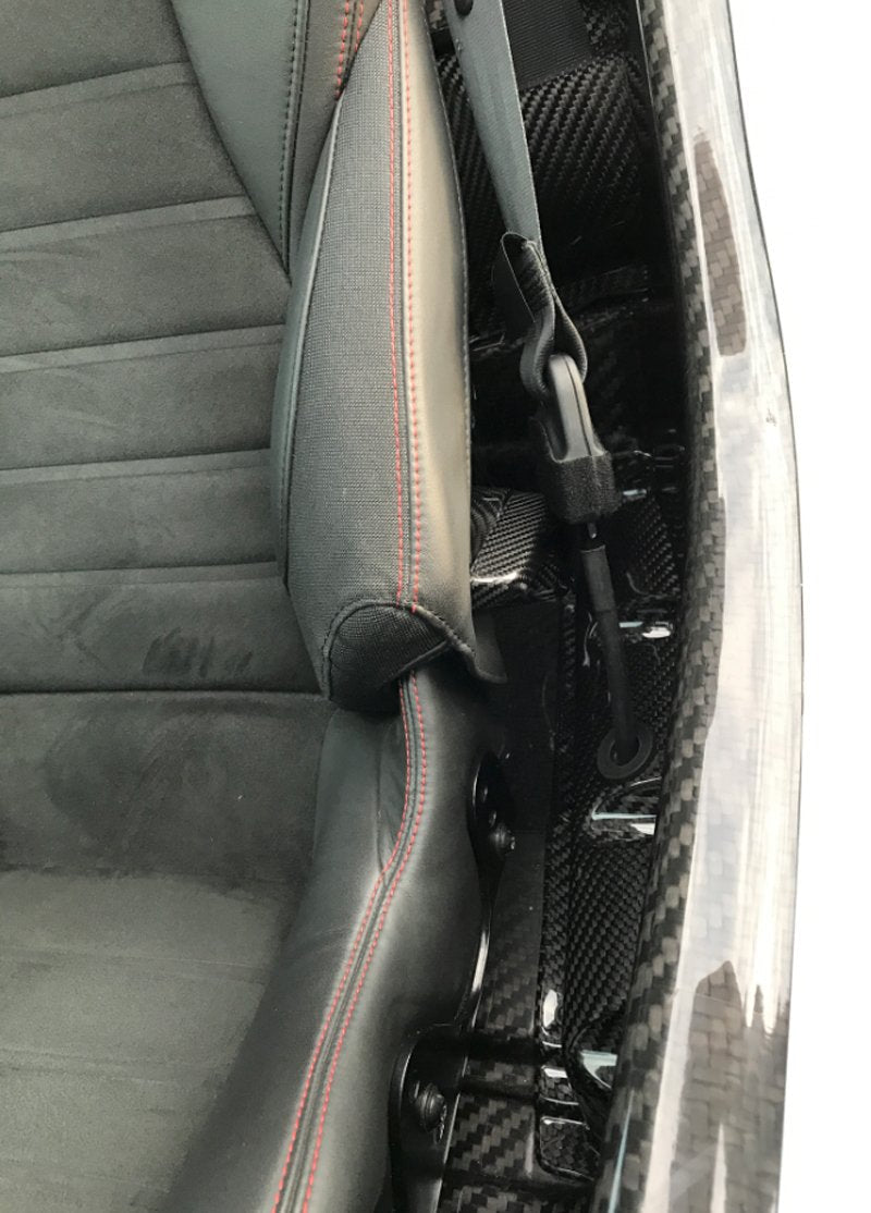 Alfa Romeo 4C Safety Belt System Covering - Carbon Fibre - Alfa Romeo Shop