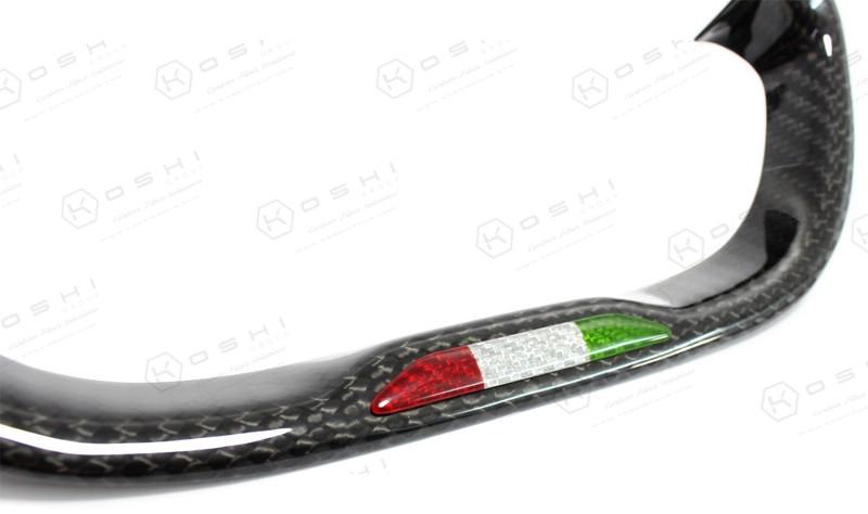 Alfa Romeo 4C Steering Wheel Italian Flag Badge - Carbon Fibre - Alfa Romeo Shop
