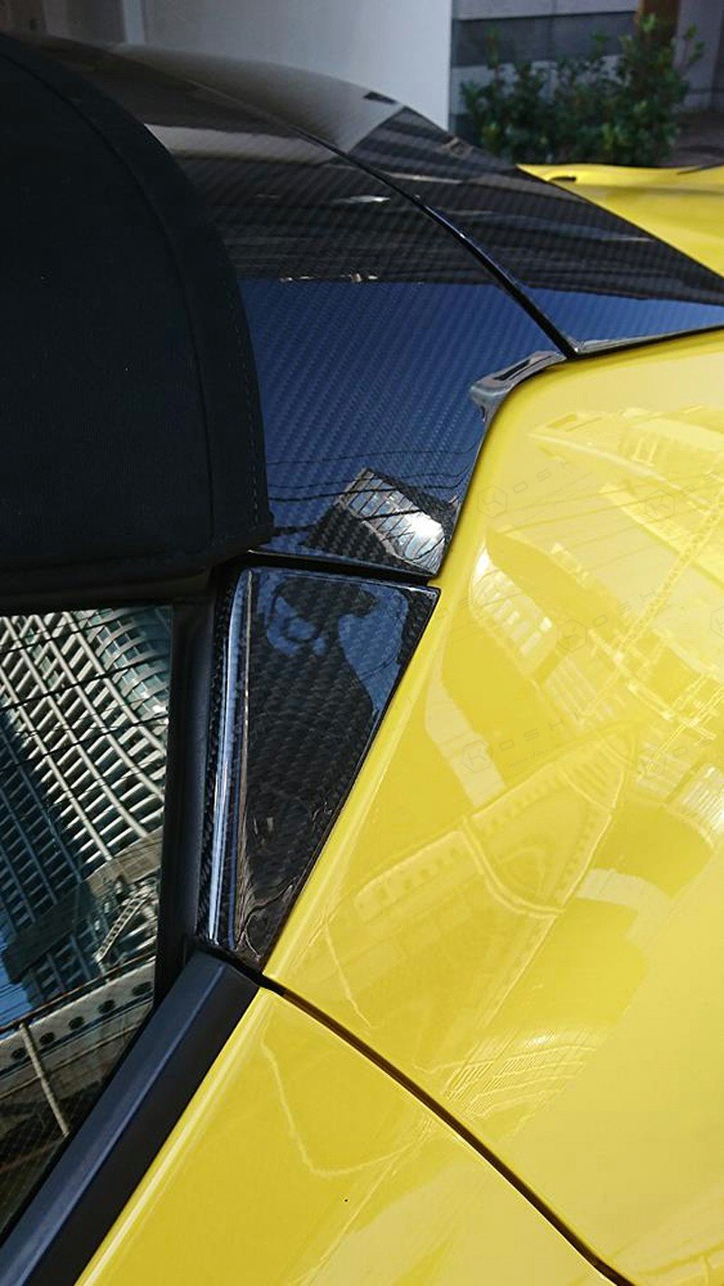 Alfa Romeo 4C Triangle Door Panels - Carbon Fibre - Alfa Romeo Shop