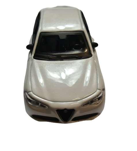 1:43 Scale - Giulia (White) - Alfa Romeo Shop