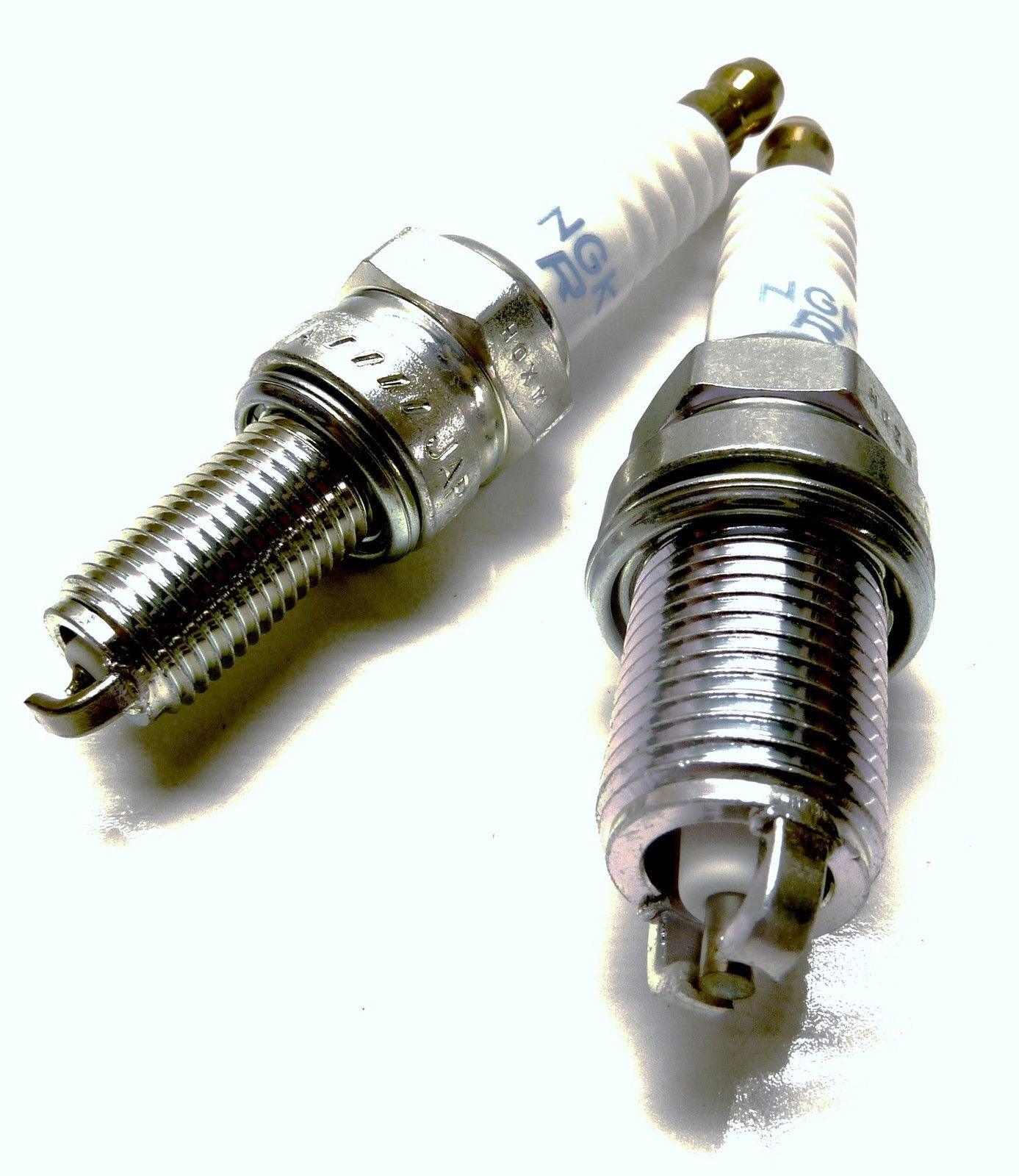 Genuine Alfa Romeo Twin Spark Plug Set 46521529 - 46521530