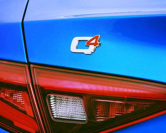 `Q4' Badge - Alfa Romeo Giulia 50544416