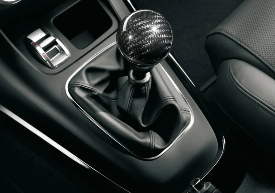 Genuine Alfa Romeo Carbon Fibre Gear Knob – Giulietta 2013–2016