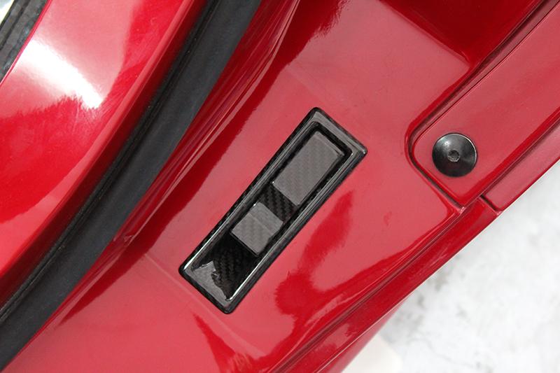 Alfa Romeo 4C Trunk Release Handle - Carbon Fibre - Alfa Romeo Shop