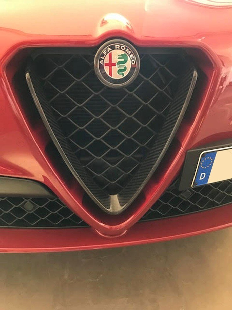 Alfa Romeo Stelvio QV Front Grill Cover - Carbon Fibre - Alfa Romeo Shop