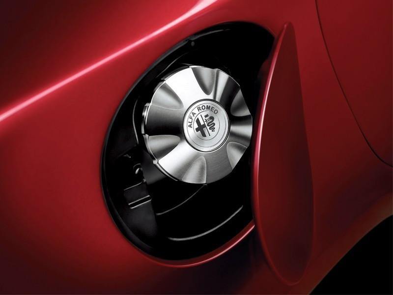 Aluminium Fuel Filler Cap - Giulietta Alfa Romeo Shop